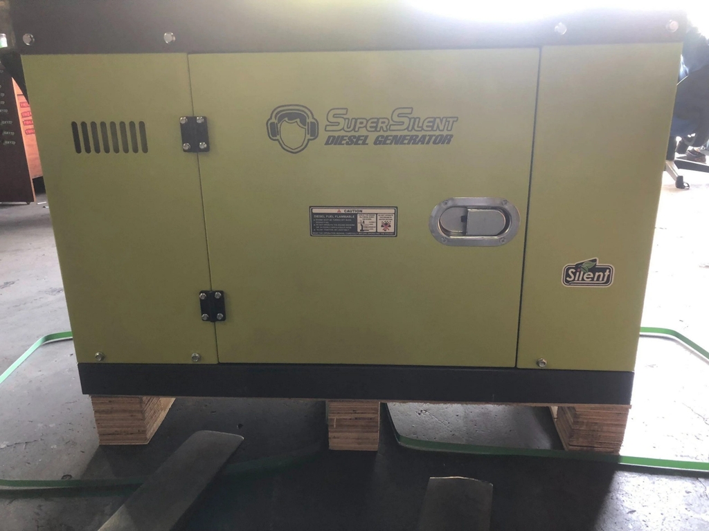 Máy Phát Điện Chạy Dầu Topall 6Kw TOP9800SE-N