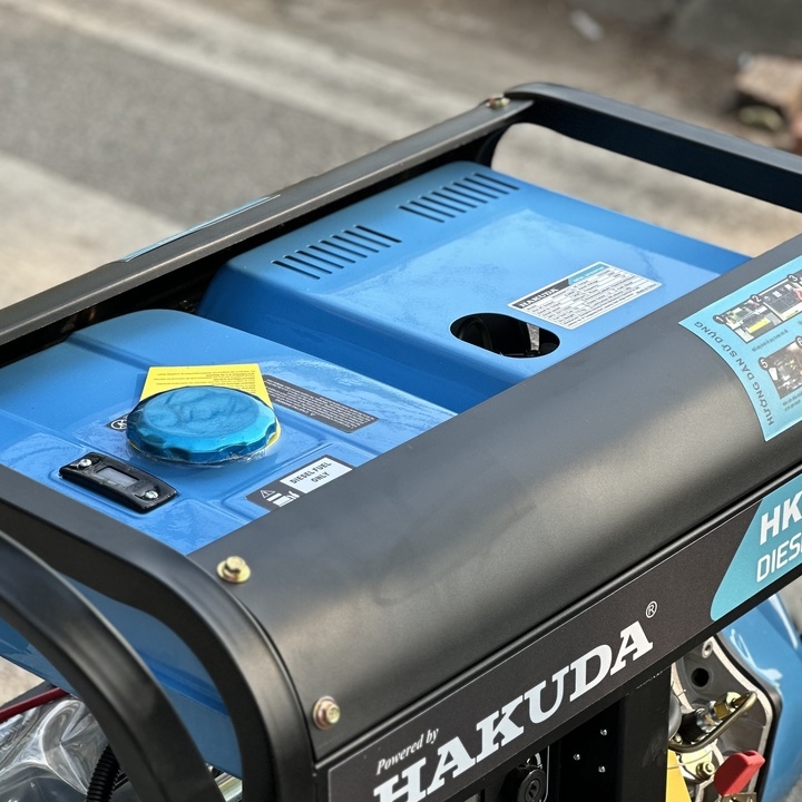 Máy phát điện chạy dầu HAKUDA 8KW HKD8000P1T
