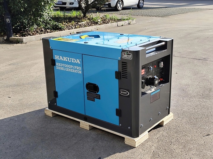 Máy phát điện chạy dầu HAKUDA HKD7000P1 PRO 7KW siêu cách âm