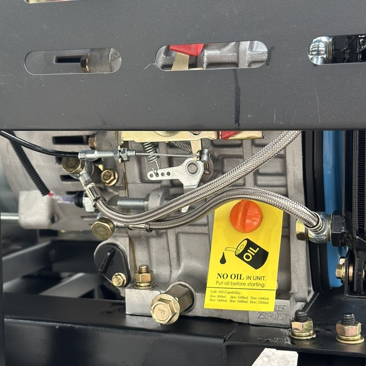 Máy phát điện chạy dầu HAKUDA 10KW HKD10000P3T 3 pha