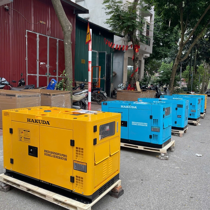 Máy phát điện chạy dầu HAKUDA HKD12000P3PRO 12KW siêu cách âm