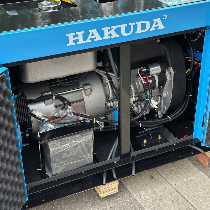 Máy phát điện chạy dầu 12KW HAKUDA HKD12KP1A siêu cách âm