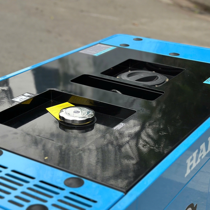 Máy phát điện chạy dầu 12KW HAKUDA HKD12KP1A siêu cách âm