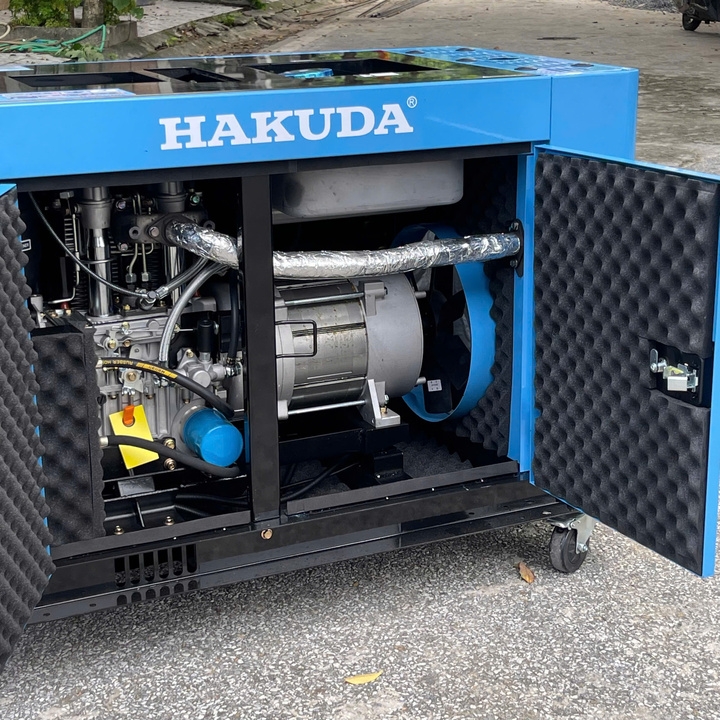 Máy phát điện chạy dầu HAKUDA 12KW HKD13KP1 chống ồn