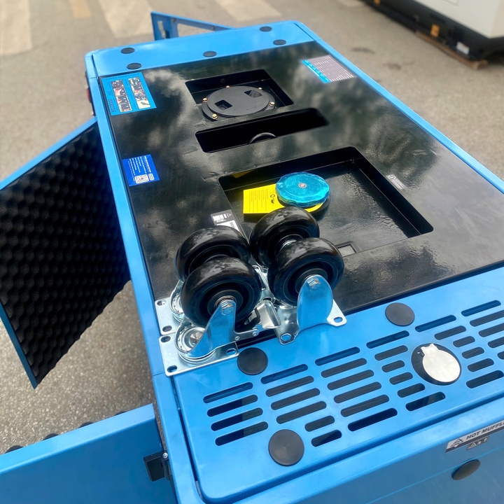 Máy phát điện chạy dầu diesel 12KW HAKUDA HKD13KP3EP 3 pha chống ồn