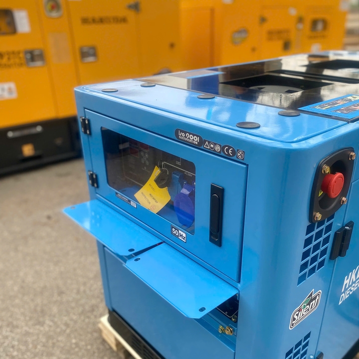 Máy phát điện chạy dầu diesel 12KW HAKUDA HKD13KP3EP 3 pha chống ồn