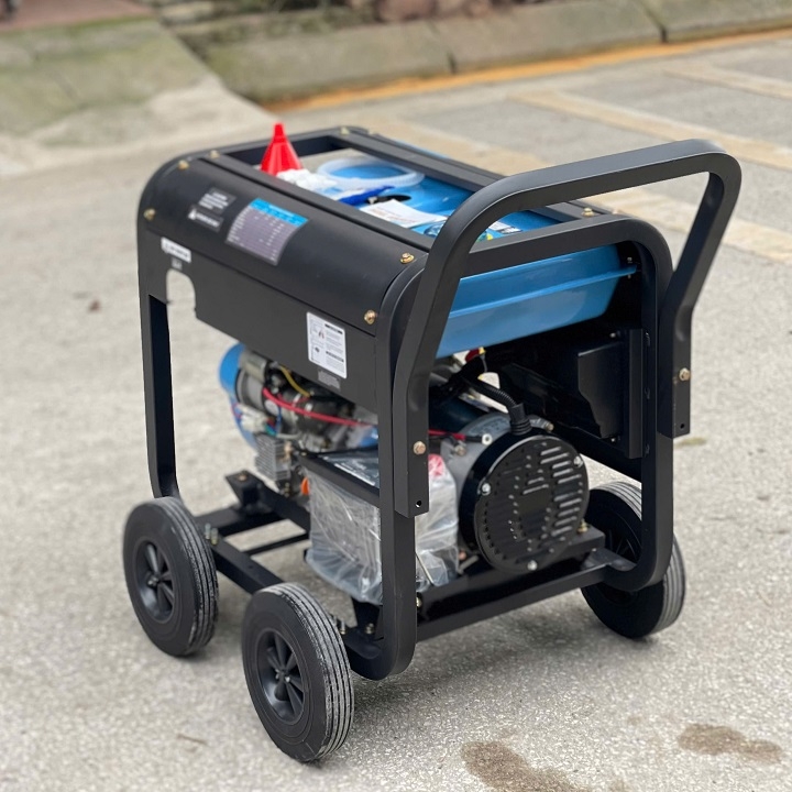 Máy phát điện chạy dầu HAKUDA 7KW HKD7500P1T