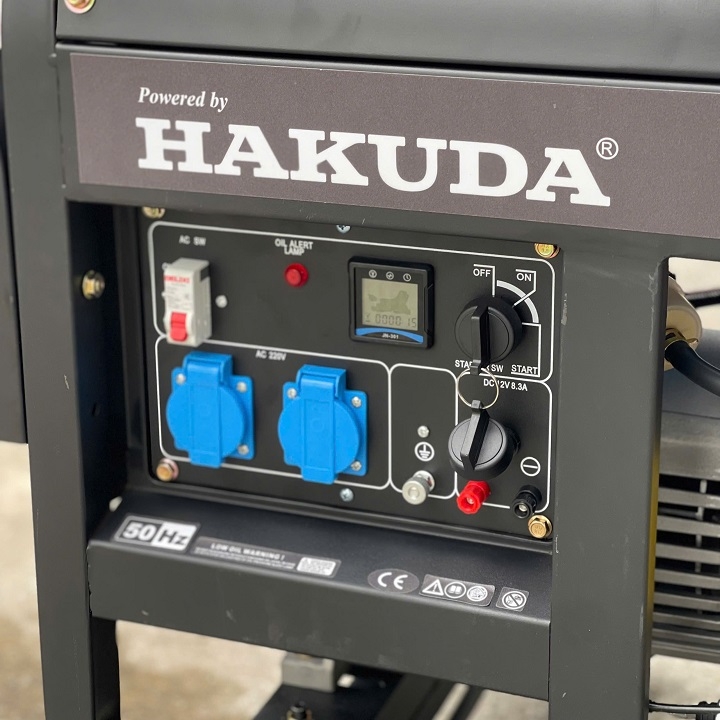 Máy phát điện chạy dầu HAKUDA 7KW HKD7500P1T