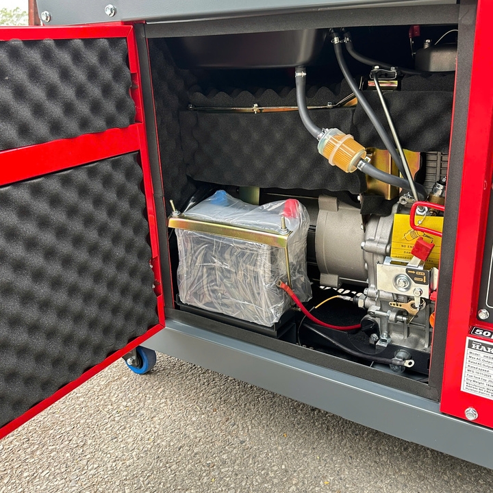 Máy phát điện chạy dầu diesel 8KW HAKUDA HKD8000P1