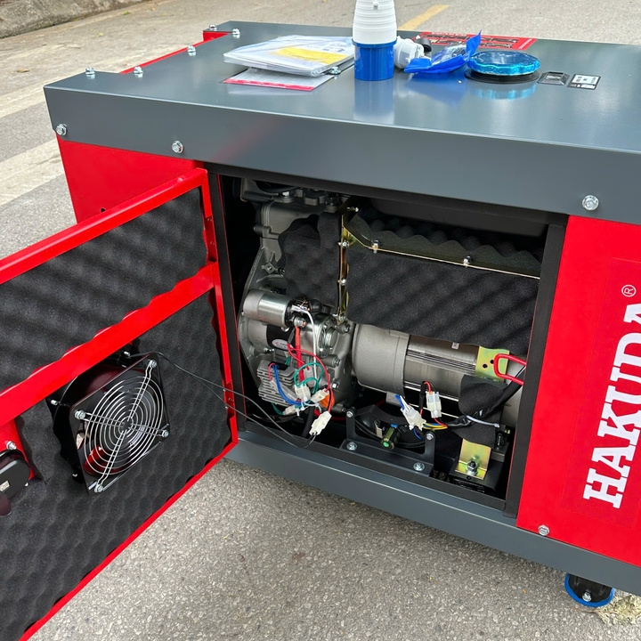 Máy phát điện chạy dầu diesel 8KW HAKUDA HKD8000P1