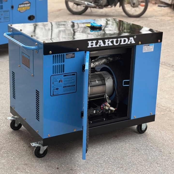 Máy phát điện chạy dầu HAKUDA 8KW HKD8500P3A 380V đề