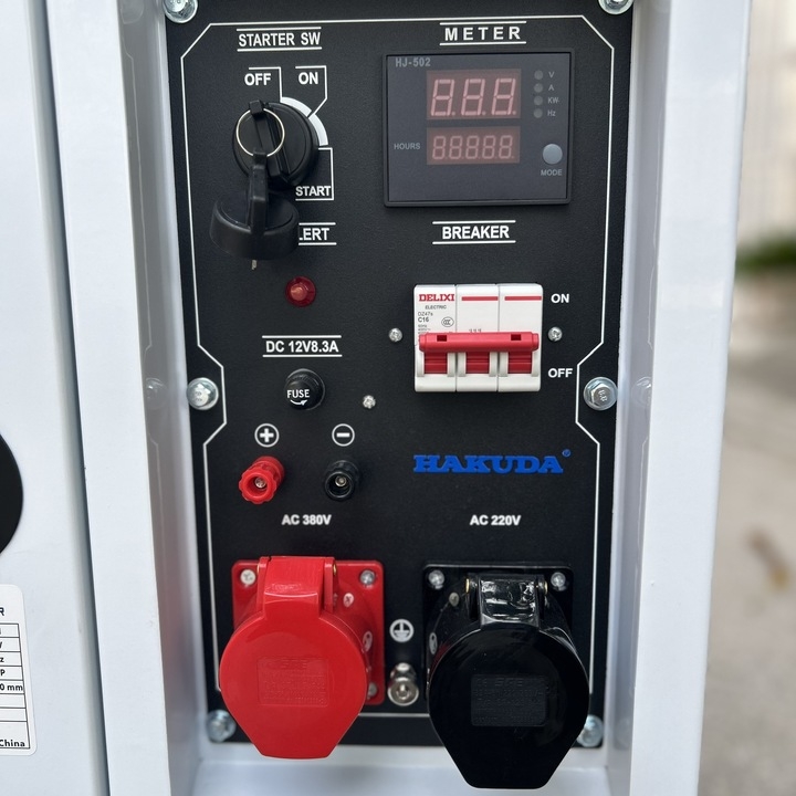 Máy phát điện chạy dầu diesel 8KW HAKUDA HKD8500P3PRO 3 pha siêu êm