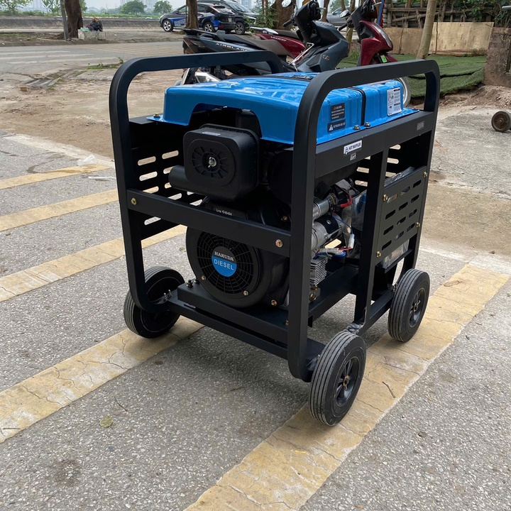 Máy phát điện chạy dầu HAKUDA 8KW HKD8500P3T 3 pha