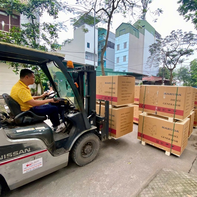 Máy phát điện chạy dầu HAKUDA HKD5000P1 PRO 5KW siêu cách âm