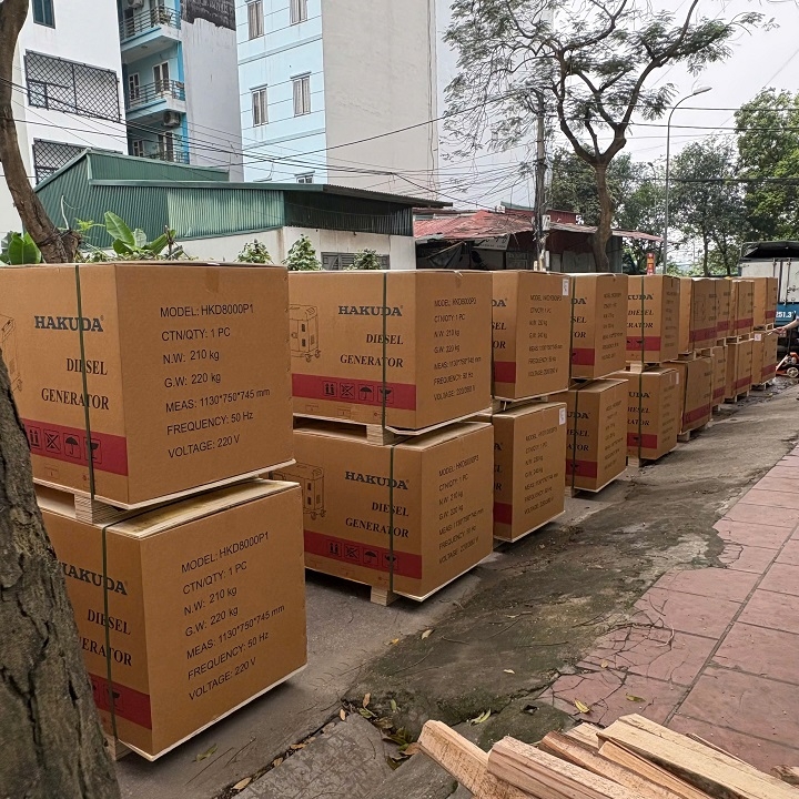 Máy phát điện chạy dầu HAKUDA HKD5000P1 PRO 5KW siêu cách âm