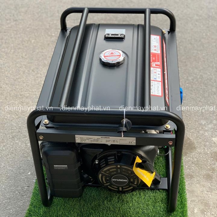 Máy phát điện chạy xăng có đề 5KW HUYNDAI HY-7000LE