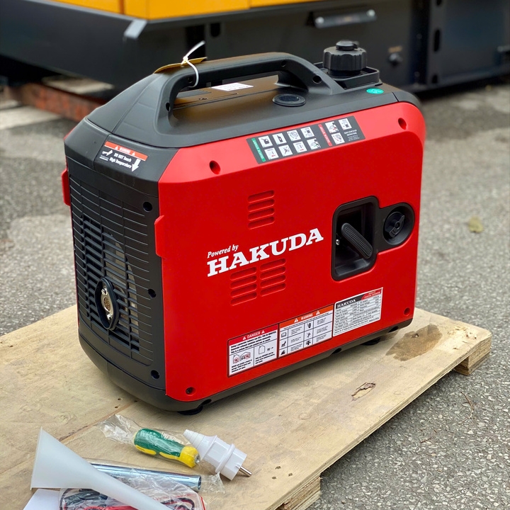 Máy phát điện chạy xăng inverter 3KW HAKUDA HKD3300i siêu cách âm