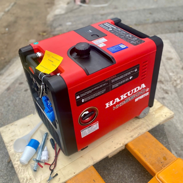 Máy phát điện chạy xăng inverter 5KW HAKUDA HKD5500ie siêu cách âm