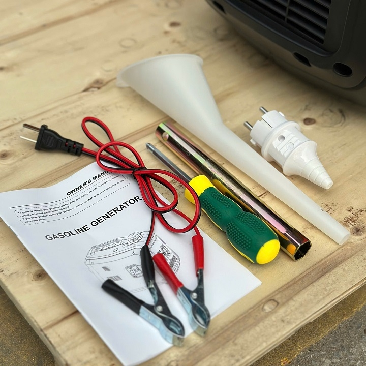 Máy phát điện chạy xăng Inverter 4KW HAKUDA HKD4000i