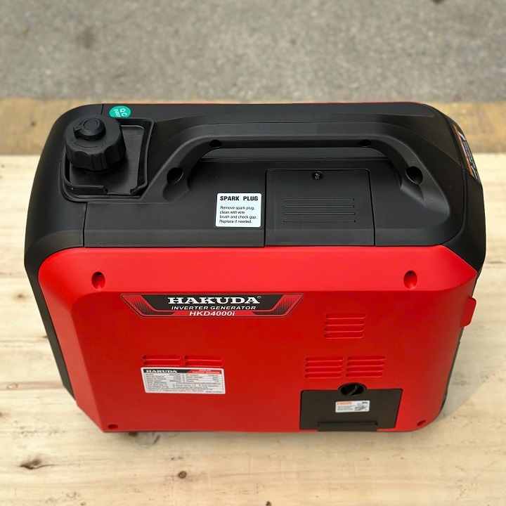 Máy phát điện chạy xăng Inverter 4KW HAKUDA HKD4000i