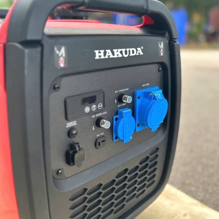 Máy phát điện chạy xăng siêu cách âm 5KW HAKUDA HKD5500IE New có đề