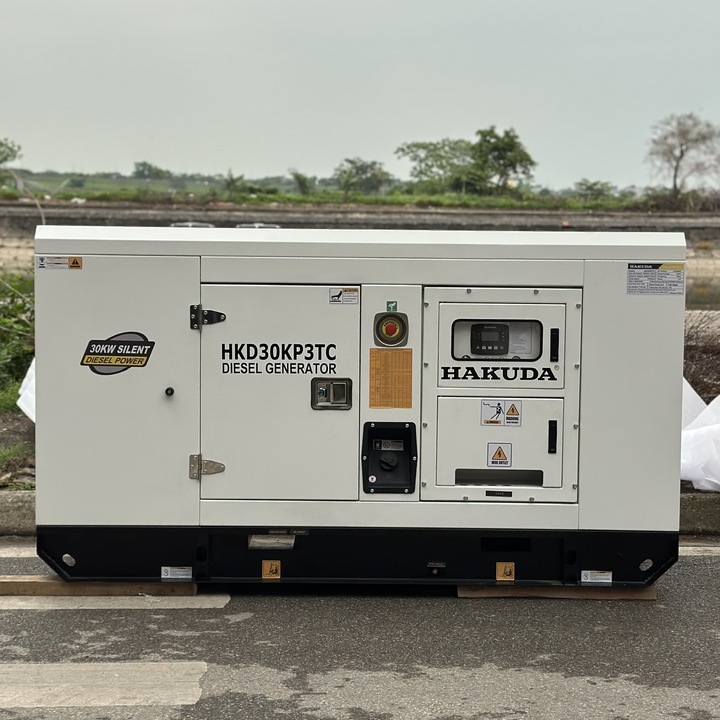 Máy phát điện công nghiệp 30KW/37KVA 3 pha HAKUDA