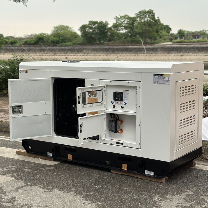 Máy phát điện công nghiệp 30KW/37KVA 3 pha HAKUDA