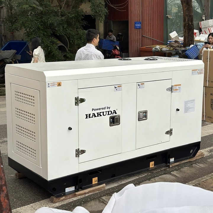 Máy phát điện công nghiệp 30KW/37KVA 3 pha HAKUDA