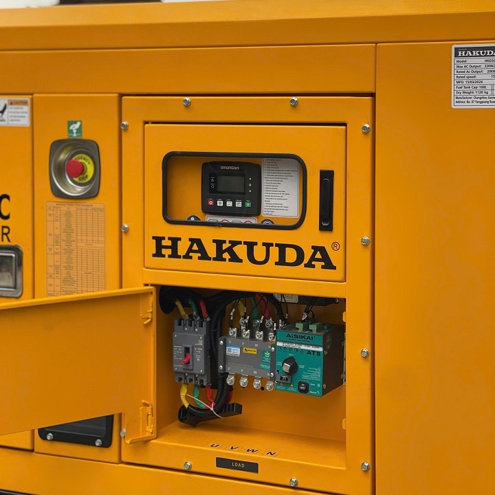 Máy phát điện công nghiệp 50KW/62KVA 3 pha HAKUDA