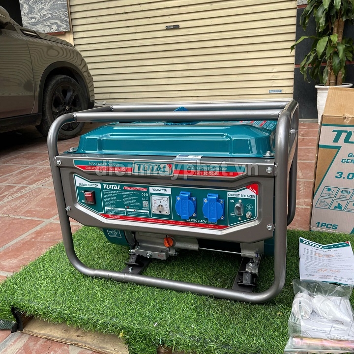 Máy phát điện động cơ xăng TOTAL TP130005 3kW
