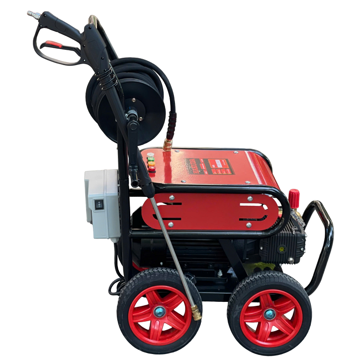 Máy phun xịt rửa xe cao áp 3KW HAKUDA MRXCAHKD3500