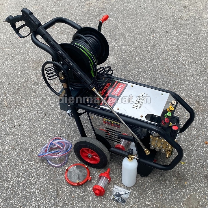 Máy phun xịt rửa xe cao áp Hakuda 3kW RL3000 pro piston sứ