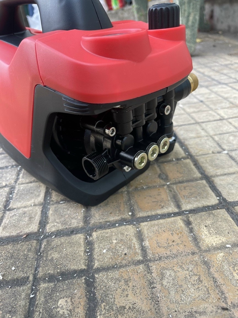 Máy rửa xe KAMASTSU 2600W KS 2600