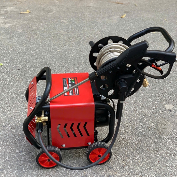 Máy rửa xe rulo cuộn dây 3000W HAKUDA MRXHKD3000