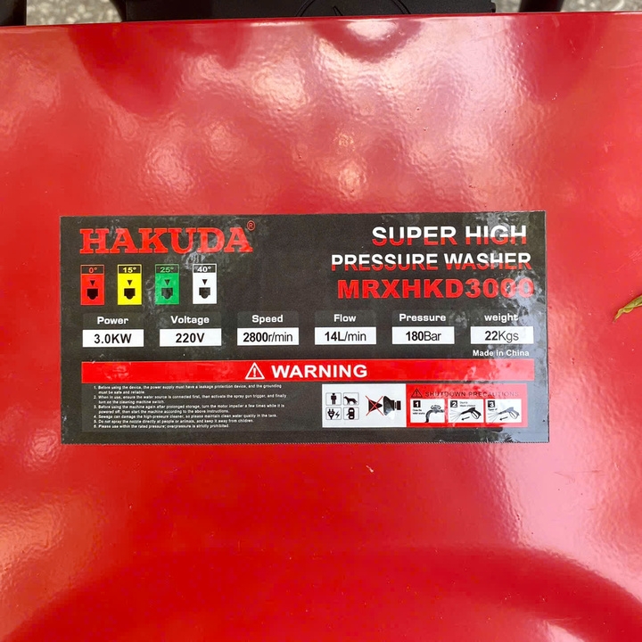 Máy rửa xe rulo cuộn dây 3000W HAKUDA MRXHKD3000