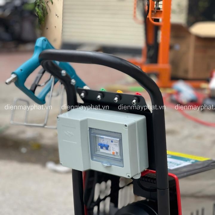 Máy rửa xe cao áp 3.5KW NAKAWA NK-HPC3500