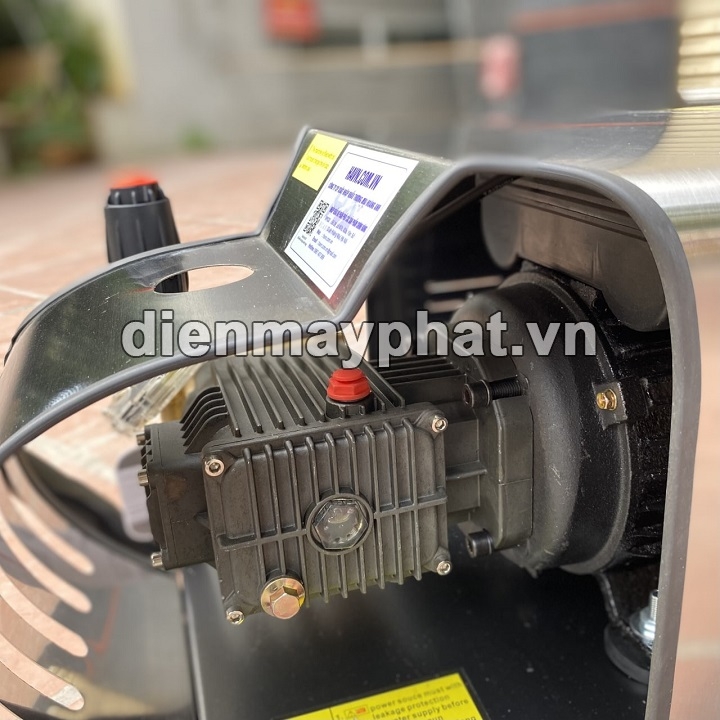 Máy Rửa Xe Cao Áp Gmax 3Kw GM-1015