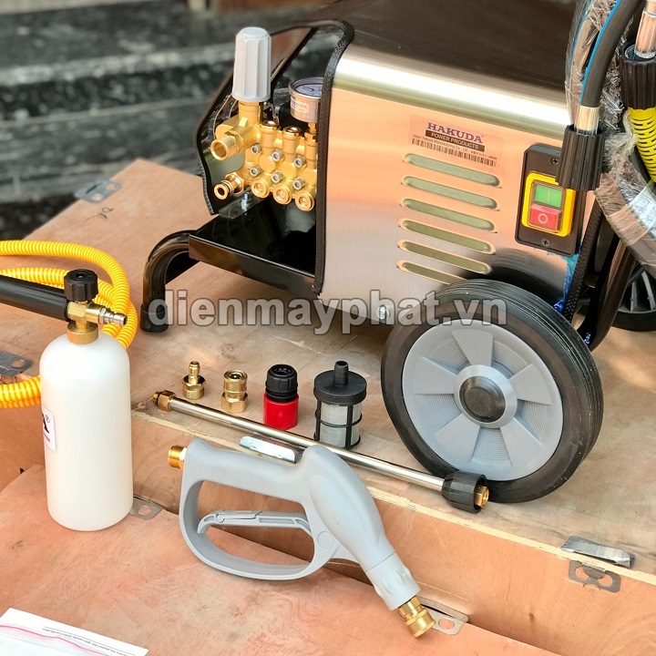 Máy rửa xe cao áp HAKUDA 2.5KW 2500 HKD piston sứ
