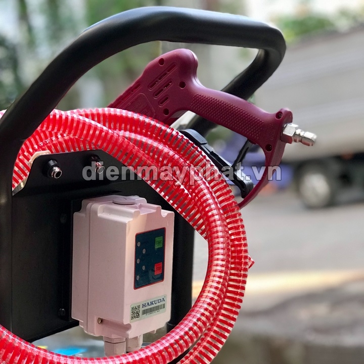 Máy rửa xe cao áp HAKUDA 2.5KW 2500 HKDT chuyên nghiệp piston sứ