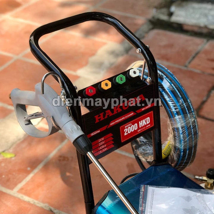 Máy rửa xe cao áp HAKUDA 2KW 2000 HKD piston sứ