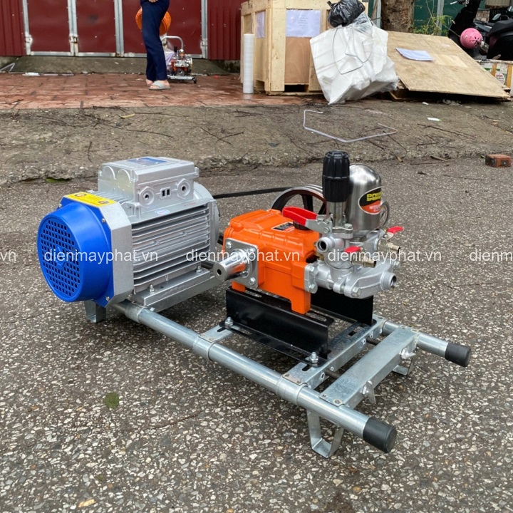 Máy rửa xe dây đai 2.2KW HA