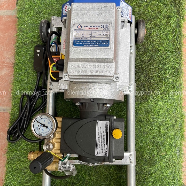 Máy rửa xe liền trục HA luxuly 1.5KW