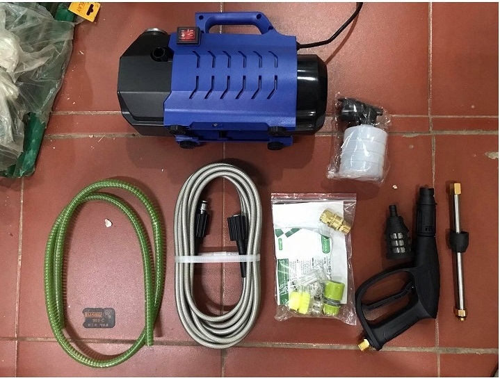 Máy rửa xe mini gia đình 1500W AMAX AMG1500