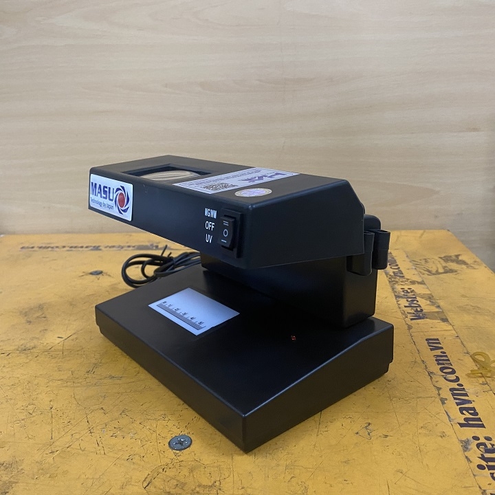 Máy soi tiền giả Masu AD-2138