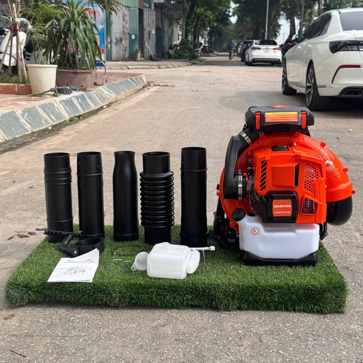 Máy thổi bụi đeo vai 2 thì 3.7KW HAKUDA HKDMTL2T3700