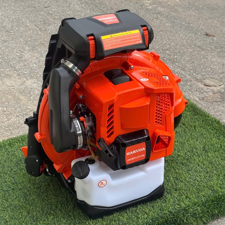 Máy thổi bụi đeo vai 2 thì 3.7KW HAKUDA HKDMTL2T3700