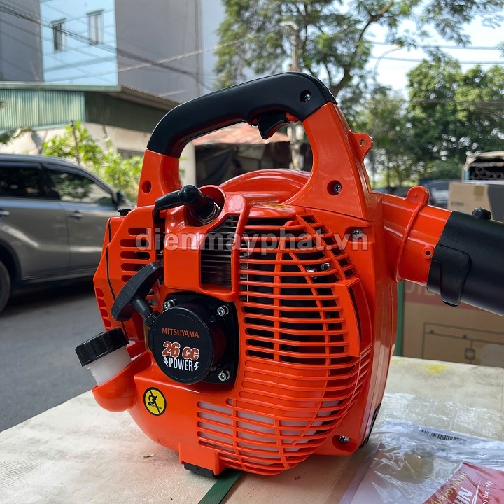 Máy thổi bụi chạy xăng Mitsuyama 750W TL-608