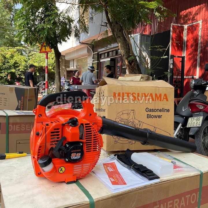 Máy thổi bụi chạy xăng Mitsuyama 750W TL-608