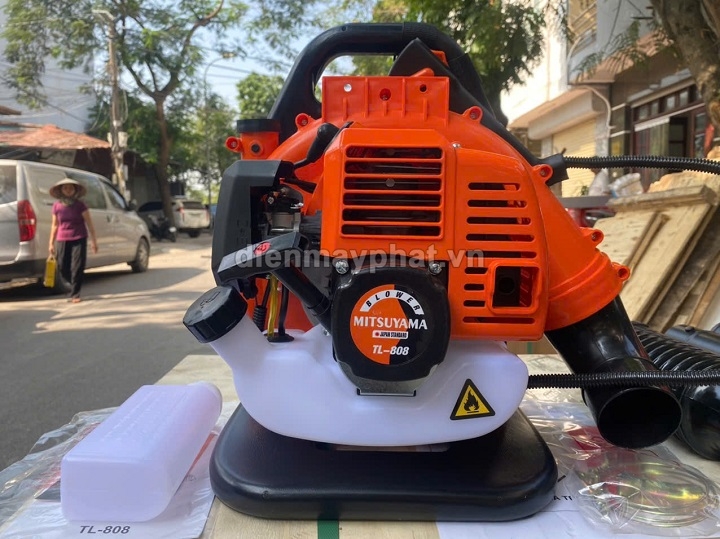 Máy thổi bụi chạy xăng Mitsuyama 1.25KW TL808