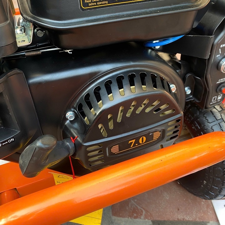Máy xịt rửa cao áp chạy xăng JETTA 6.5HP JET-2500GFB